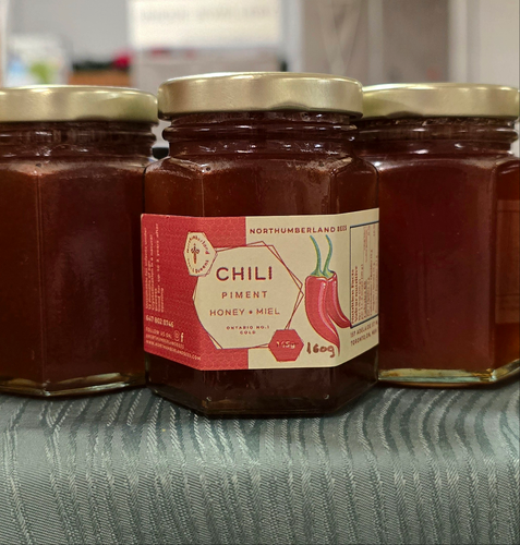 Flavored Raw Honey with Chili Peppers – Perfect for Cooking and Snacking