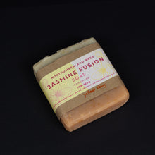 Load image into Gallery viewer, Northumberland Bees | Jasmine Fusion Soap Bar 110g
