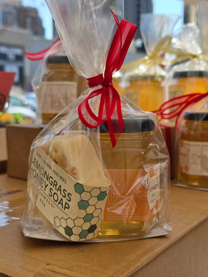 NB Gift Set - Honey, Soap & Lip Balm