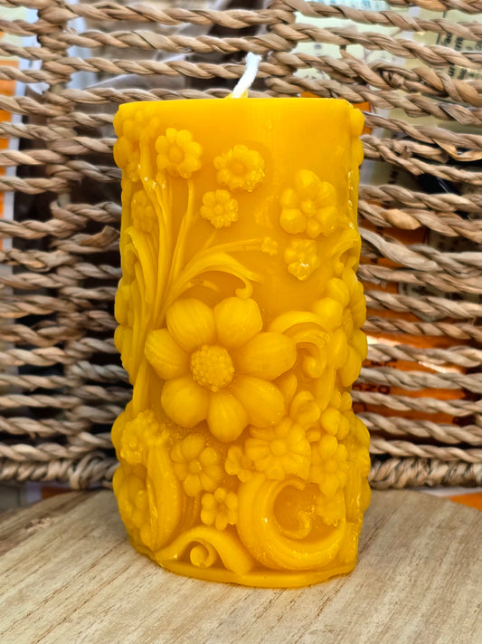 Daisy's Beeswax Candle